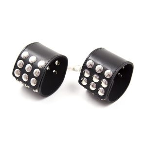 Esposas cuero sintético con remaches